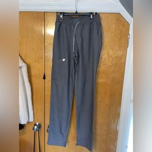 Fabletics Gray Scrub Pants Women’s Size Small
